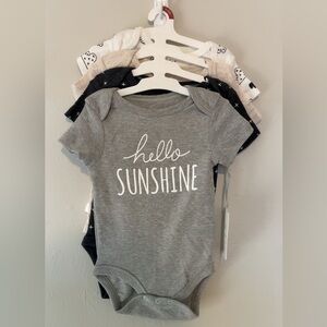 Cloud Island Gray 'Hello Sunshine' Bodysuit